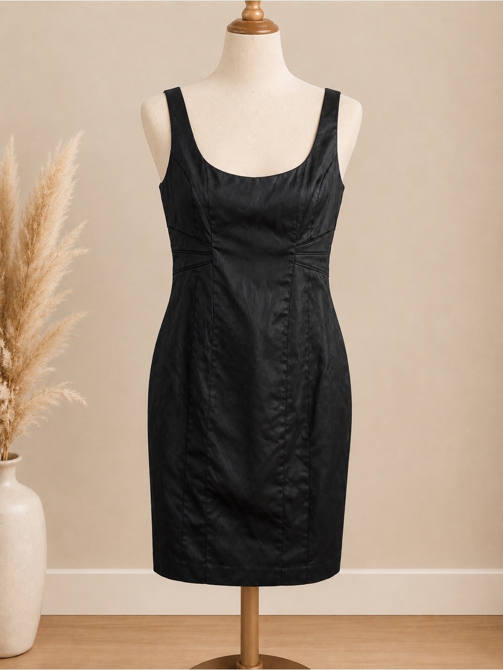 Classic Black Mini Sheath Dress with Scoop Neck
